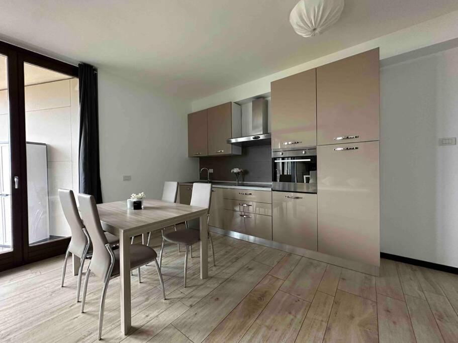 Monolocale Con Balcone Self Check In Milano Sempione Apartamento Exterior foto