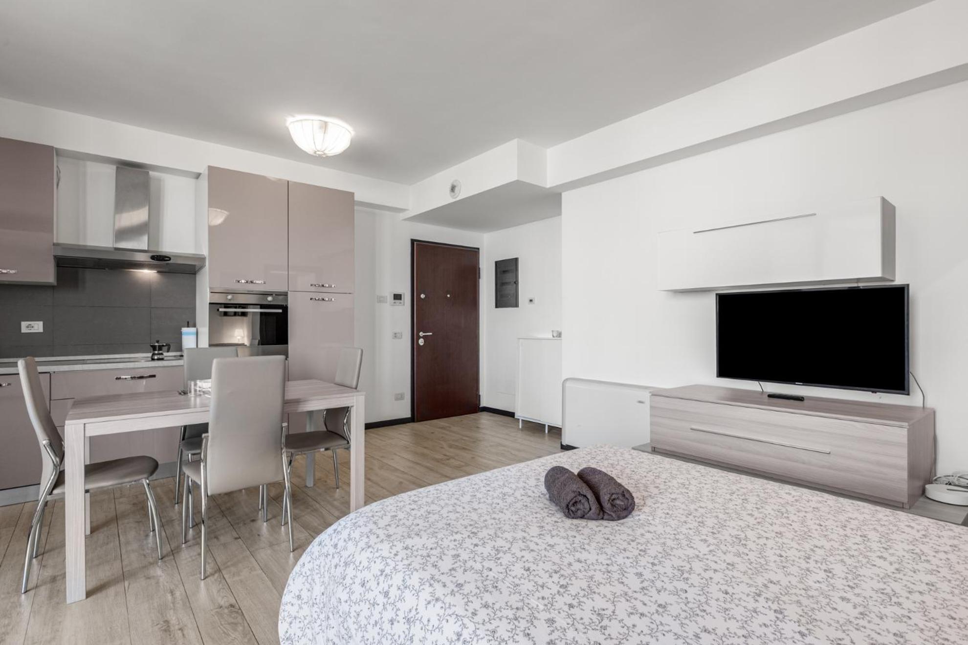 Monolocale Con Balcone Self Check In Milano Sempione Apartamento Exterior foto
